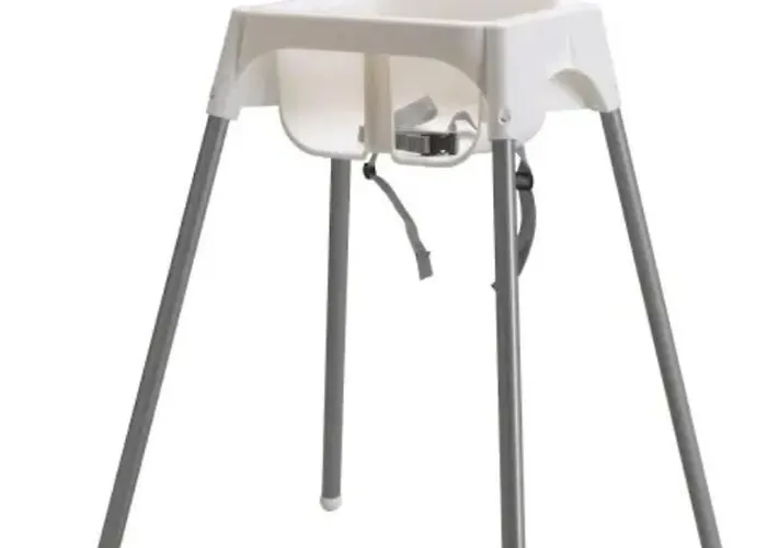 Just Steps Behind The Royal Palace オスロ